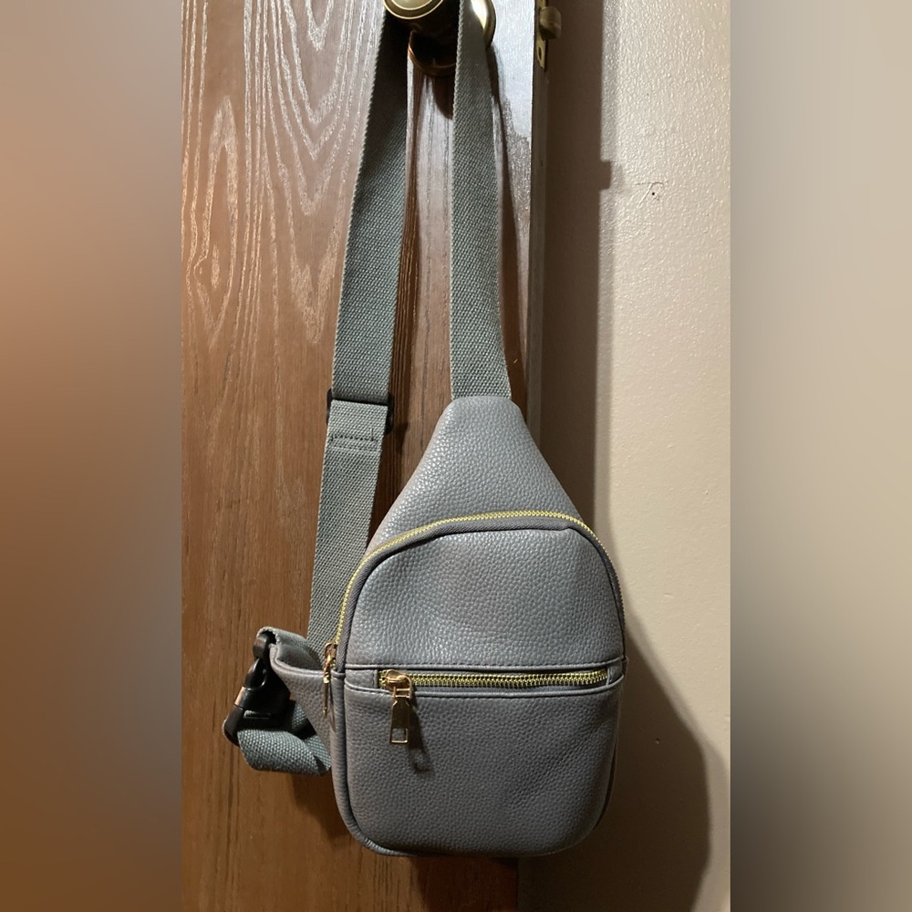 Elegant Gray Belt Bag with Gold Accents